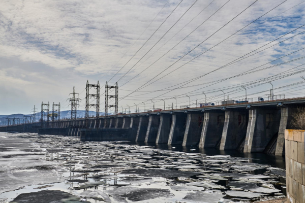 «РусГидро»: снежная зима создала  огромные запасы воды для ГЭС
