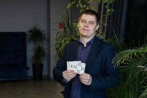 Конструктор из антенн: ученые ЮУрГУ создали устройство для мгновенной адаптации связи разных диапазонов