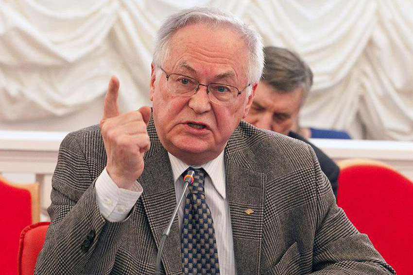 «Я искренне считаю, что мы в беде»: что сказал академик Роберт Нигматуллин на заседании МЭФ