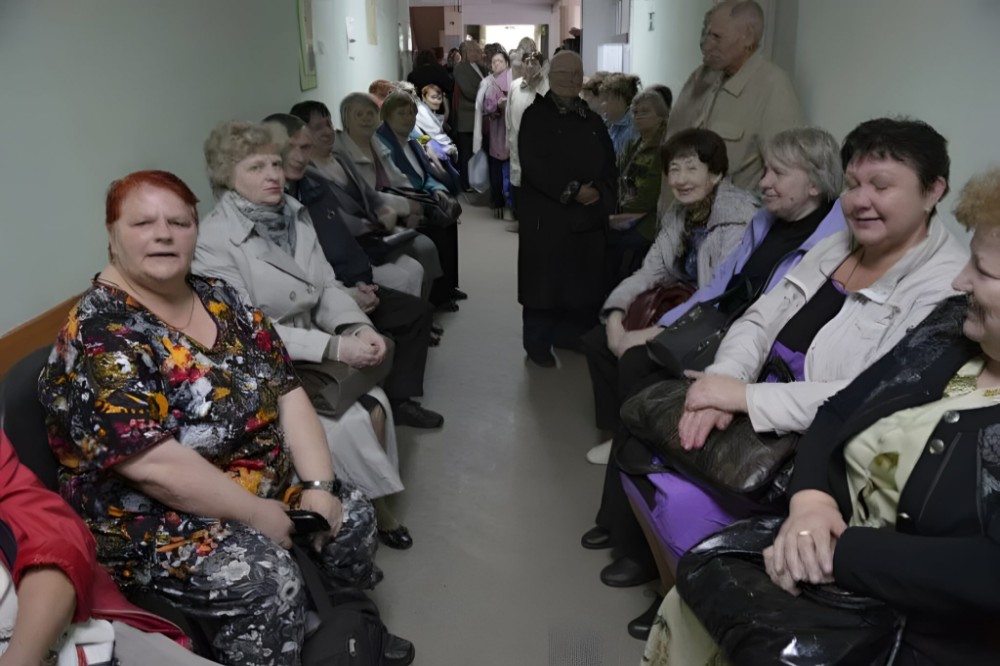 Отдых с видом на кладбище: мужчины-пенсионеры в России живут в среднем всего три года