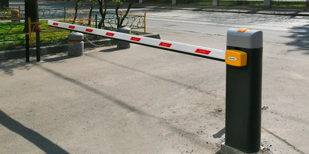 В платежках москвичей появится новый пункт — плата за шлагбаумы